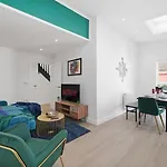 Spacious Modern Retreat - Near Temple Meads * Bristol