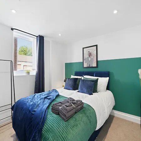 Spacious Modern Retreat - Near Temple Meads *
