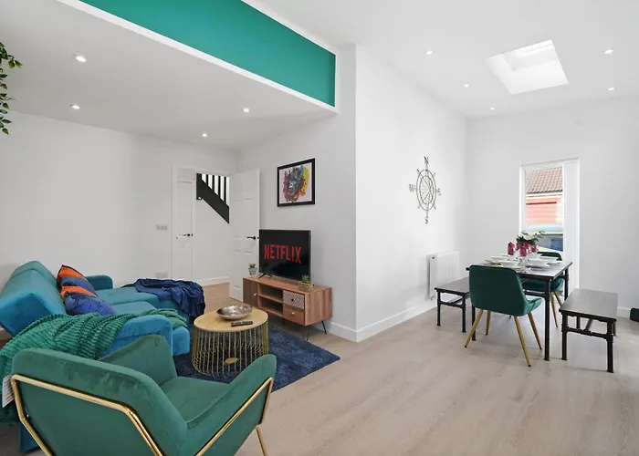 Tatil Evi Spacious Modern Retreat - Near Temple Meads