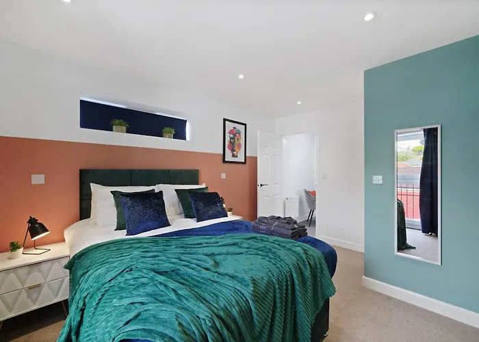 Spacious Modern Retreat - Near Temple Meads *