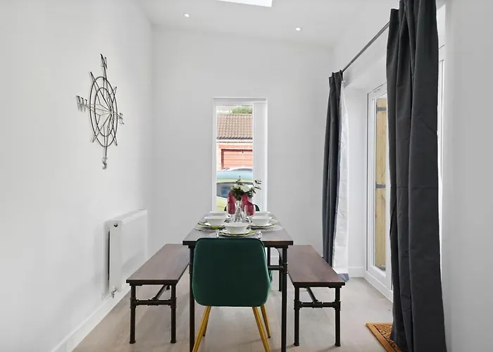 Spacious Modern Retreat - Near Temple Meads * Bristol