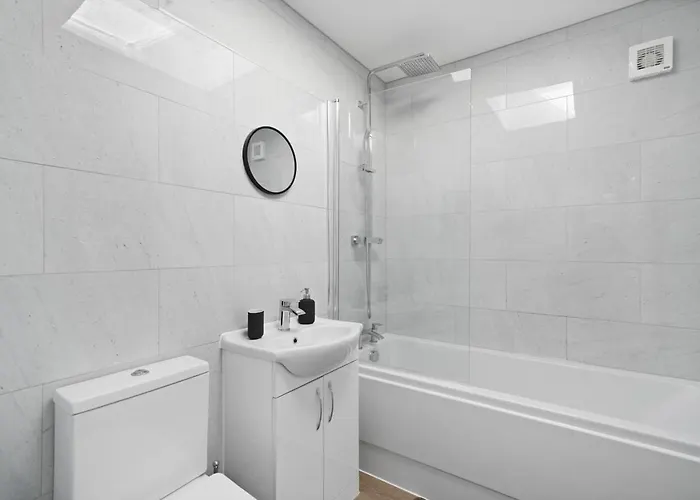 Spacious Modern Retreat - Near Temple Meads