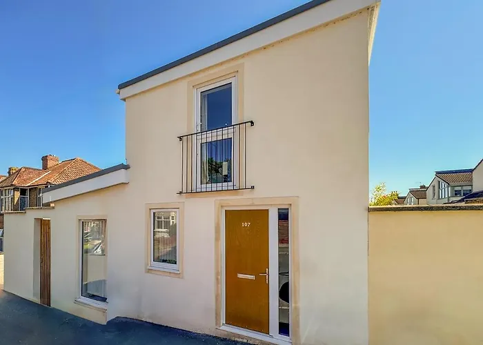 Spacious Modern Retreat - Near Temple Meads Tatil Evi