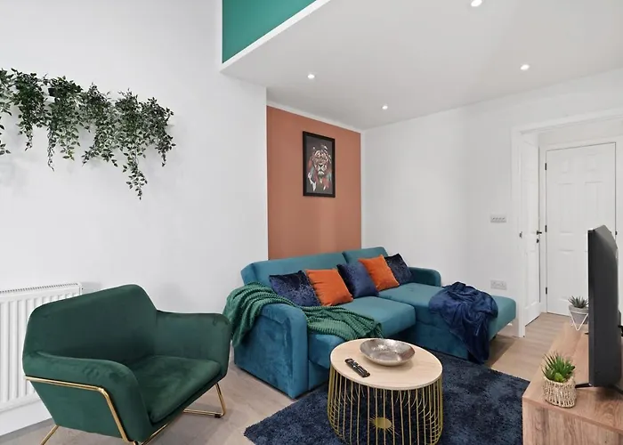 Tatil Evi Spacious Modern Retreat - Near Temple Meads Bristol