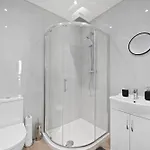 Spacious Modern Retreat - Near Temple Meads *